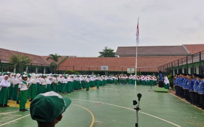 MIN 9 Jakarta Selatan Gelar Upacara Sumpah Pemuda ke-97