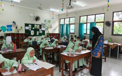 MIN 9 Jakarta Tanamkan Daya Saing Global melalui Partisipasi IKMC 2026